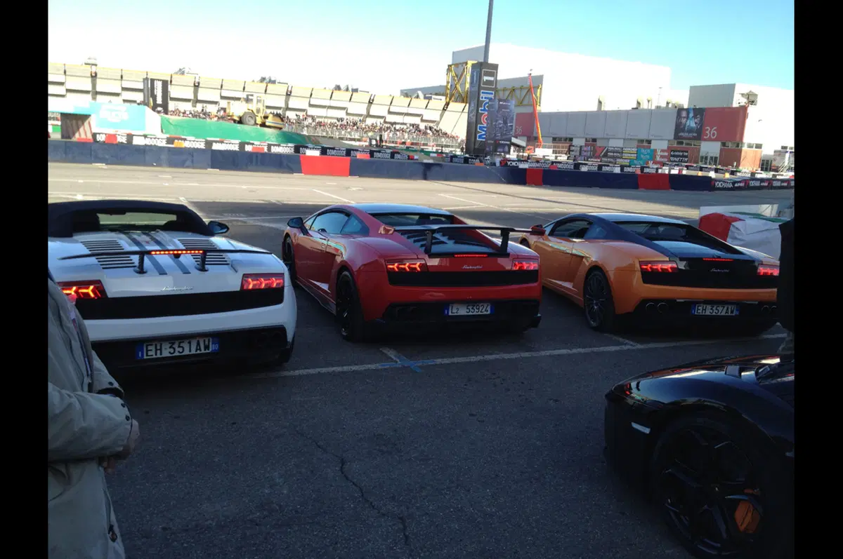 Lamborghini Aventador: nata per le corse (8)