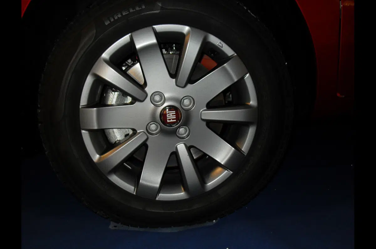 Presentati Fiat Freestyle Team 2012 e Qubo Nitro (10)