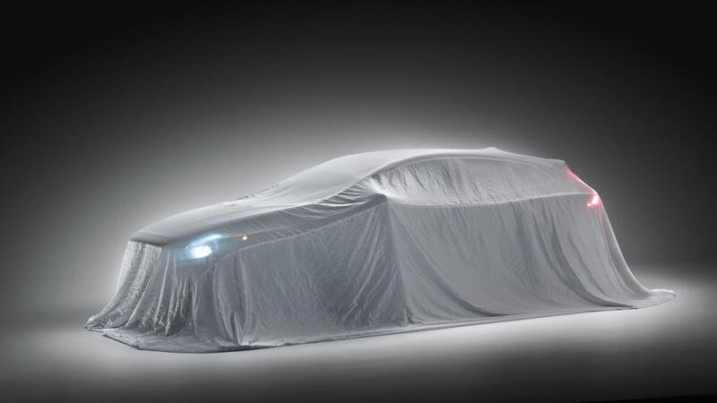 Volvo V40: primo teaser ufficiale