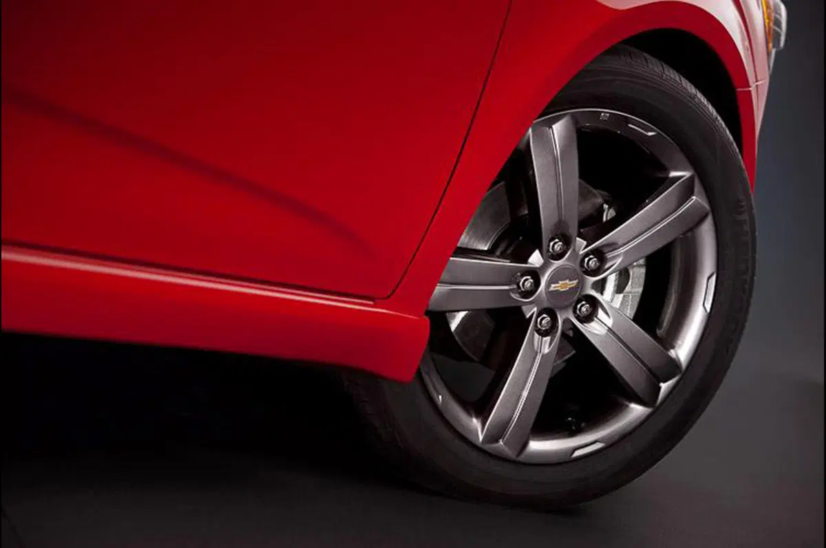 Chevrolet Sonic RS (4)