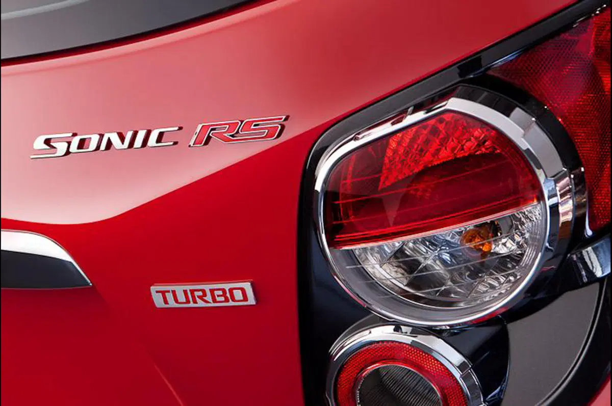 Chevrolet Sonic RS (6)