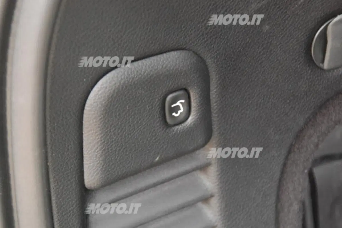 Jeep Grand Cherokee V6 TD Limited (66)