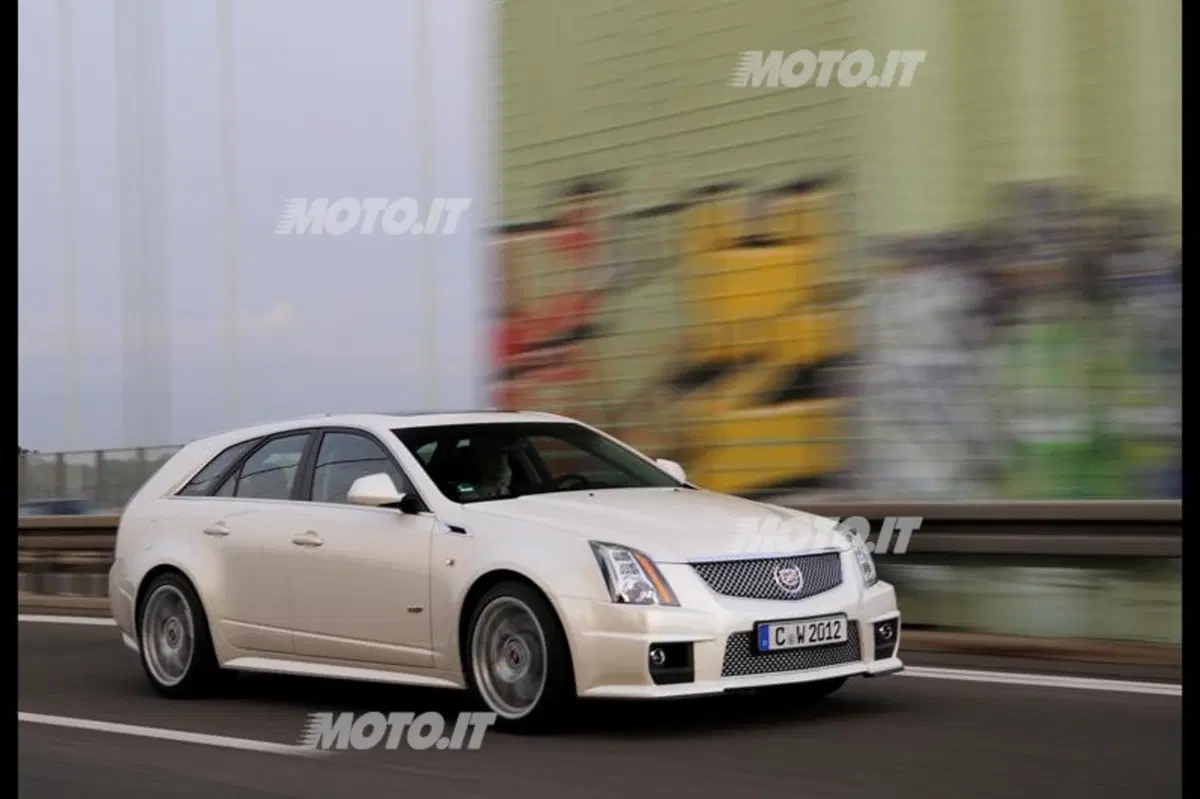 Cadillac CTS-V Wagon (26)