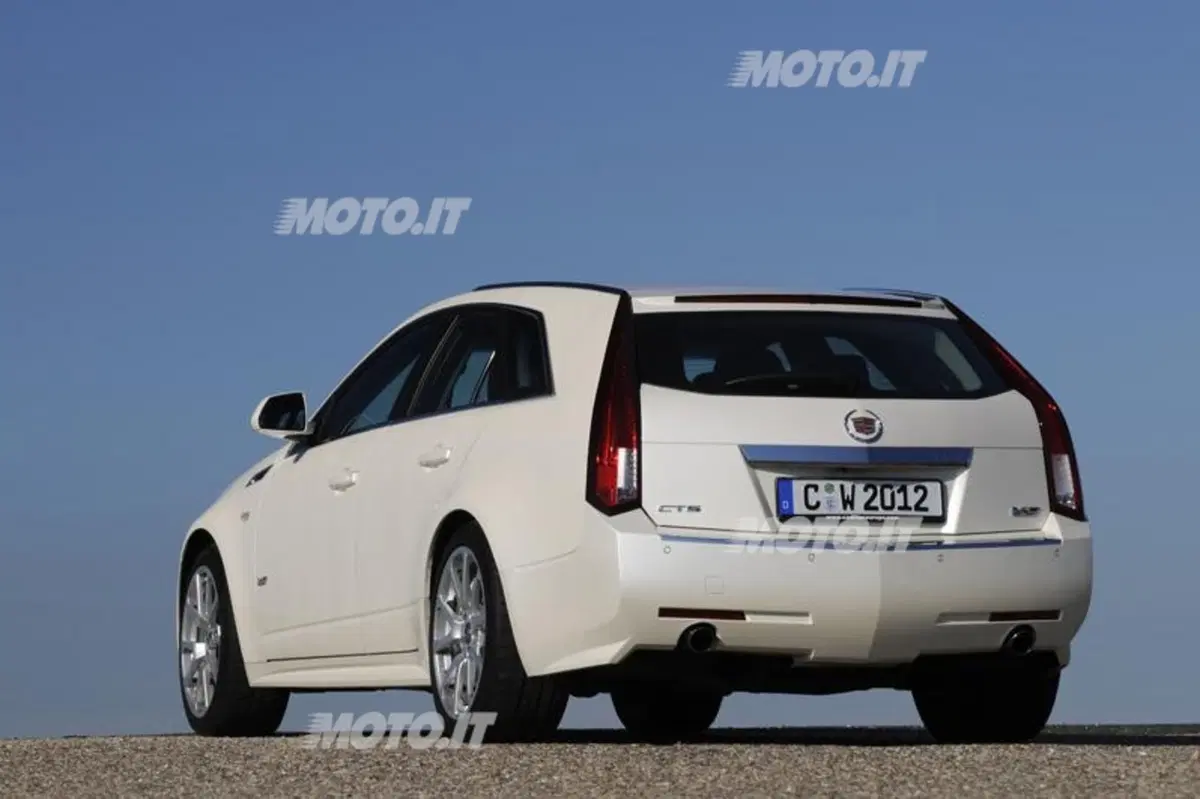 Cadillac CTS-V Wagon (28)