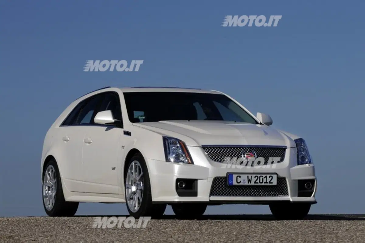 Cadillac CTS-V Wagon (29)