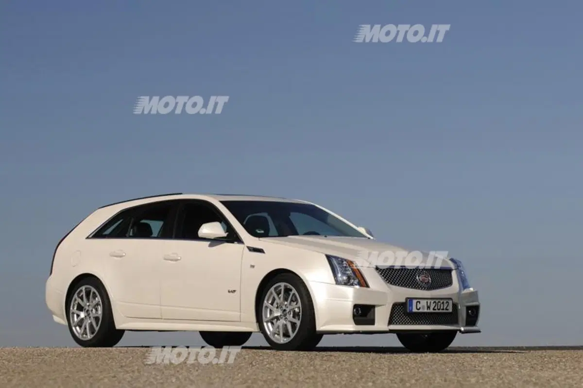 Cadillac CTS-V Wagon (31)