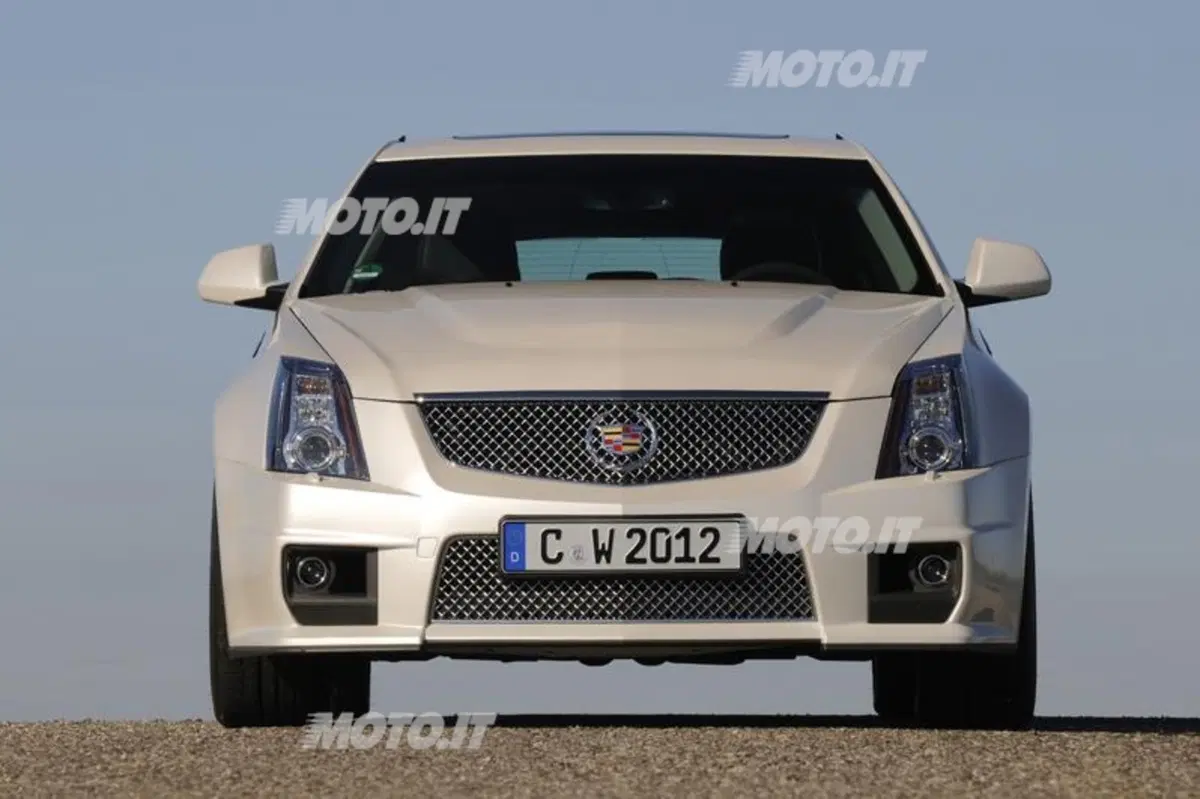 Cadillac CTS-V Wagon (32)
