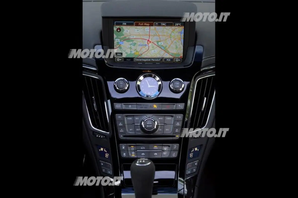 Cadillac CTS-V Wagon (44)