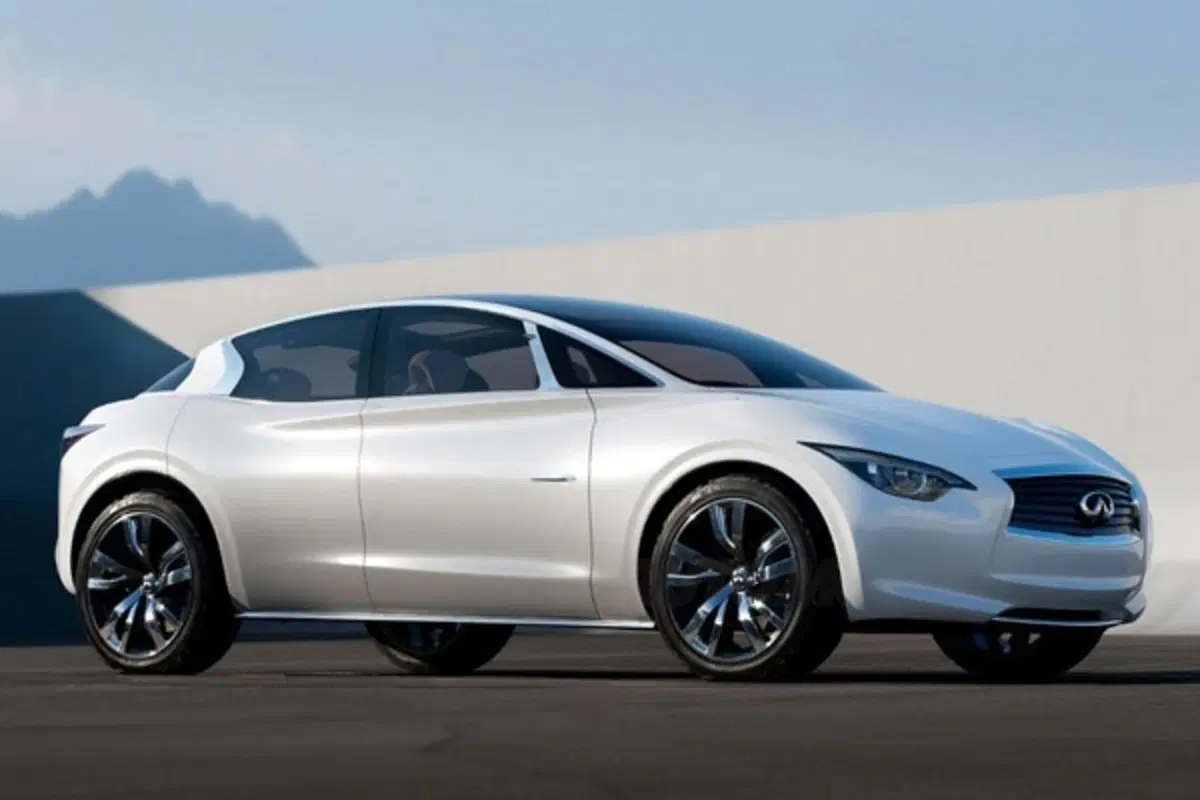 L’Infiniti DX sarà prodotto dalla Magna Steyr