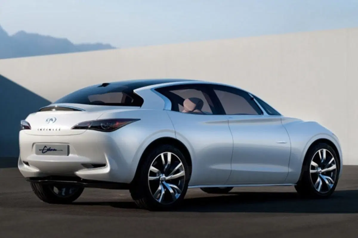 L’Infiniti DX sarà prodotto dalla Magna Steyr (3)