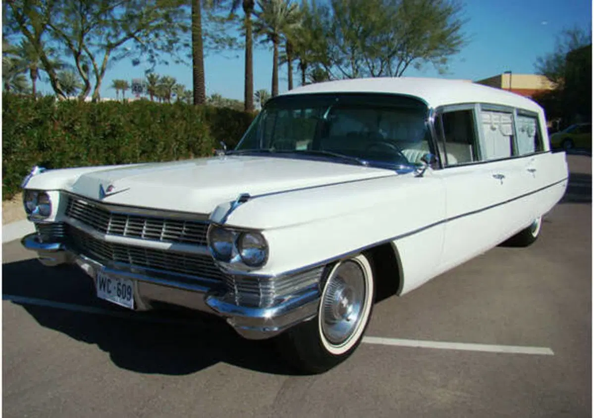 Kennedy: all'asta il carro funebre che lo trasport&ograve;  a Dallas