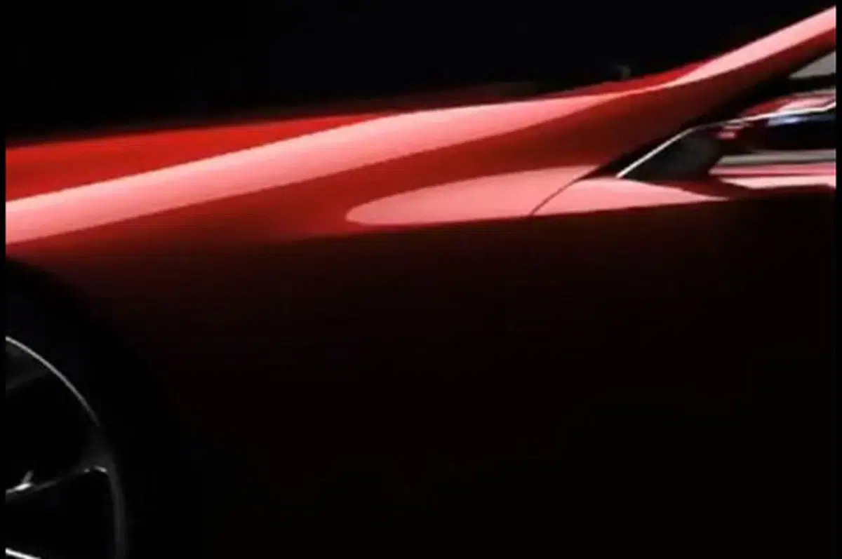 Lexus LF-Lc: svelate le linee della concept (7)