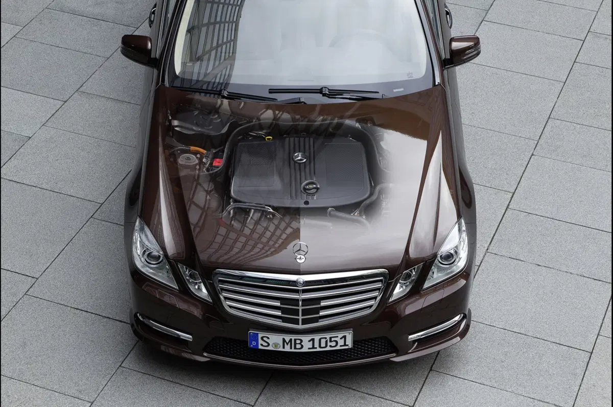 Mercedes-Benz E300 BlueTEC HYBRID ed E400 Hybrid (3)