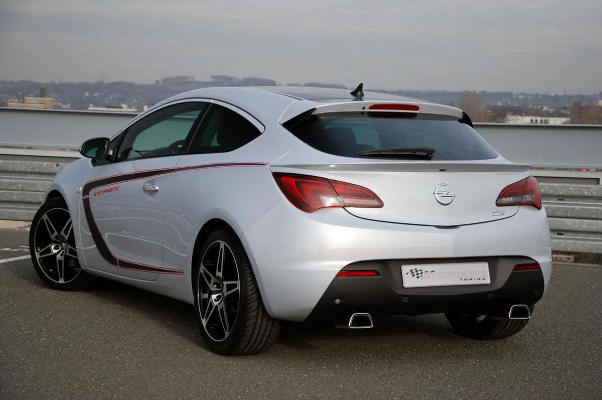 Opel Astra GTC by Steinmetz (2)