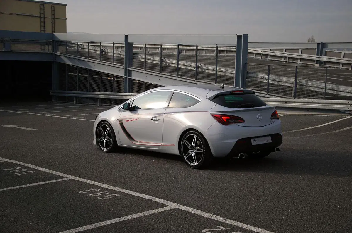 Opel Astra GTC by Steinmetz (5)