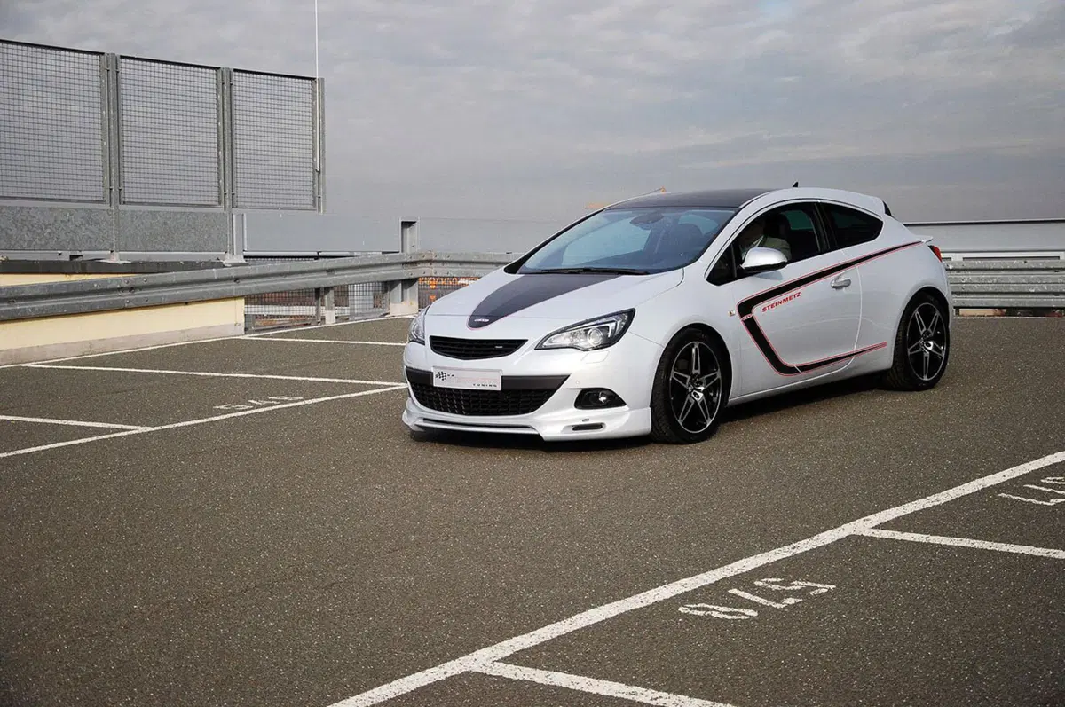 Opel Astra GTC by Steinmetz (6)