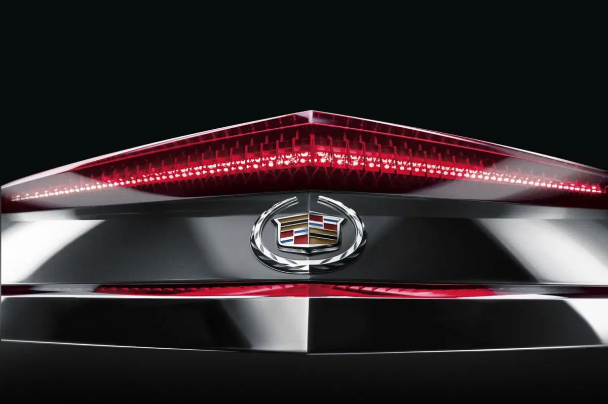 Cadillac CTS Touring Package (5)