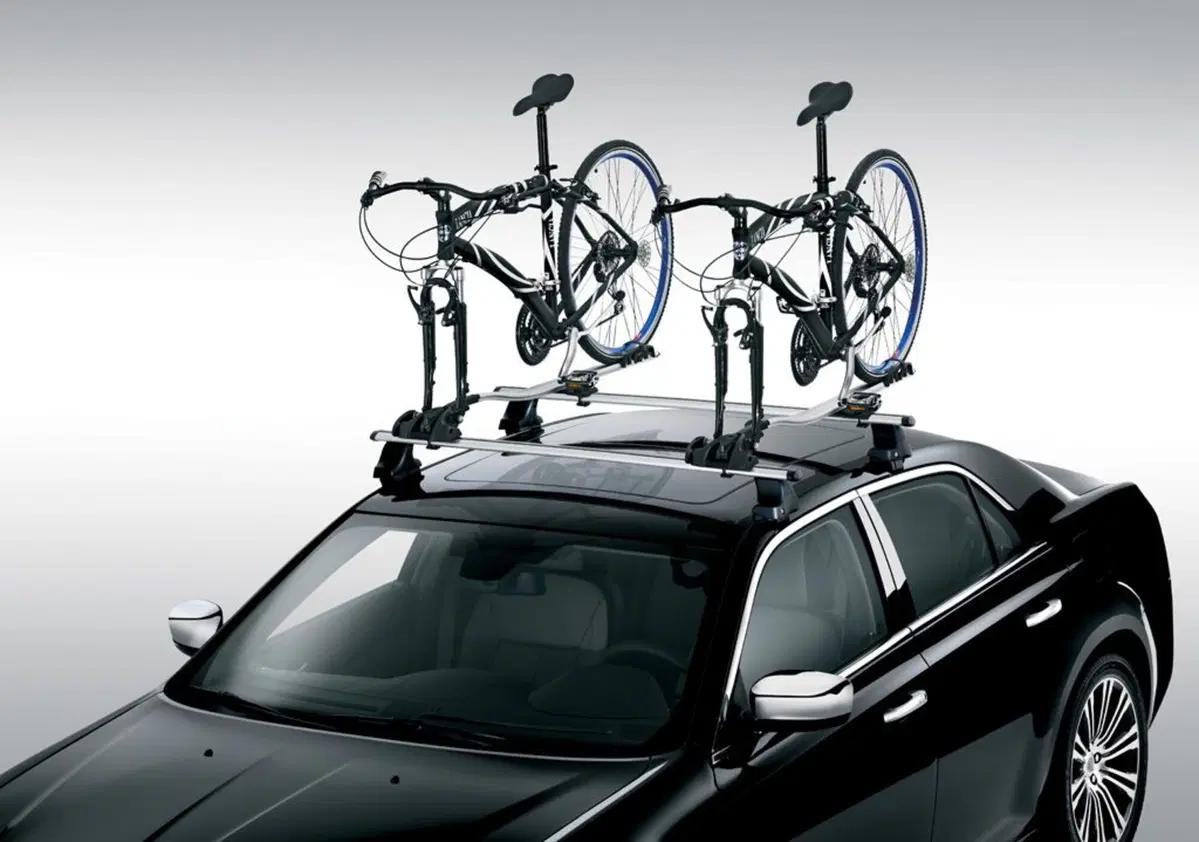 Lancia Thema e Voyager: nuova Lineaccessori (2)