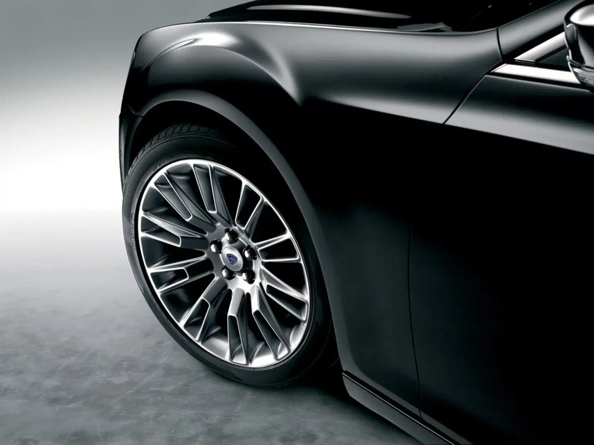Lancia Thema e Voyager: nuova Lineaccessori (5)