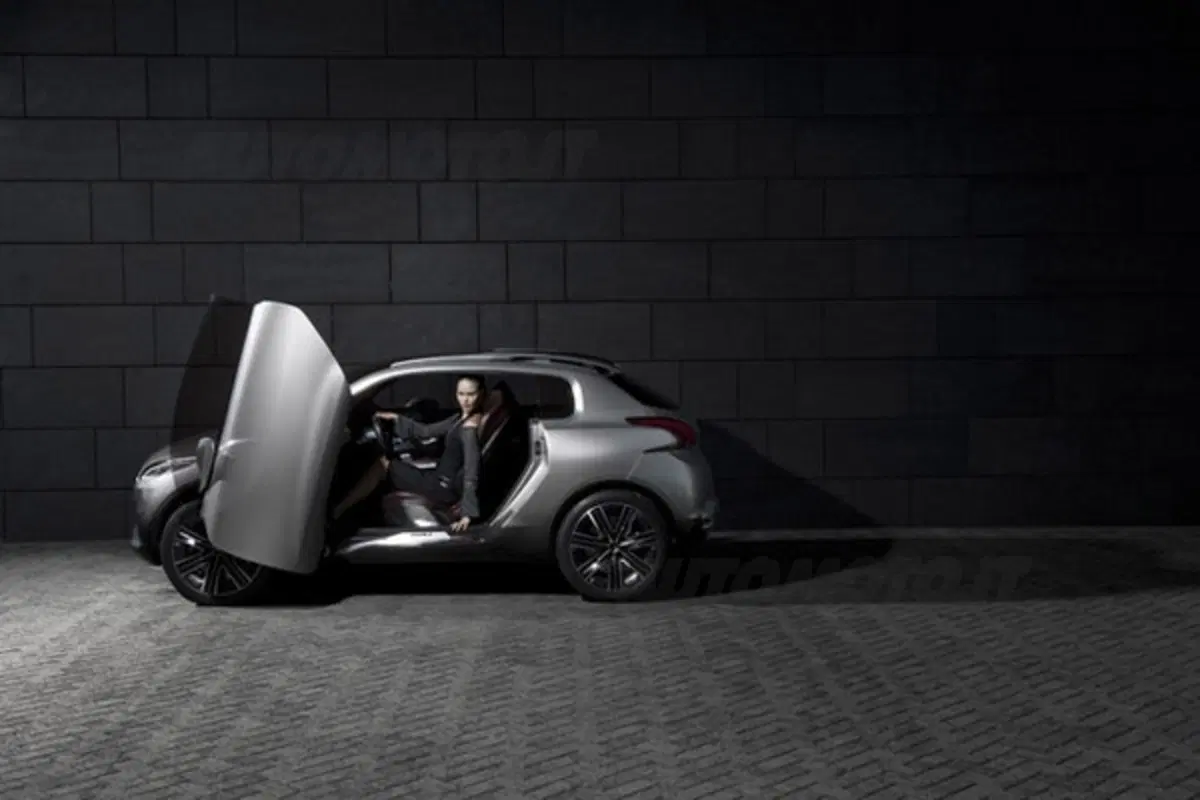 Peugeot 2008: confermato il SUV compatto del Leone (2)