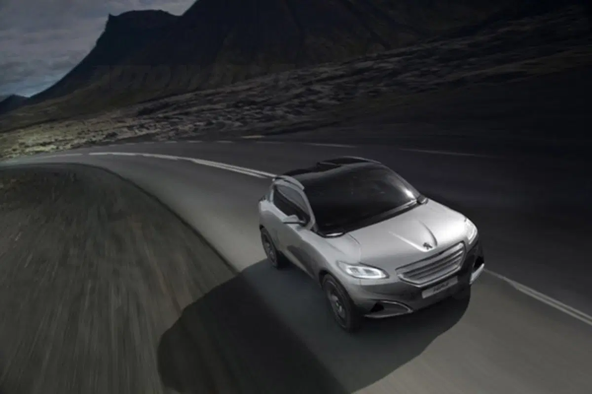 Peugeot 2008: confermato il SUV compatto del Leone (4)
