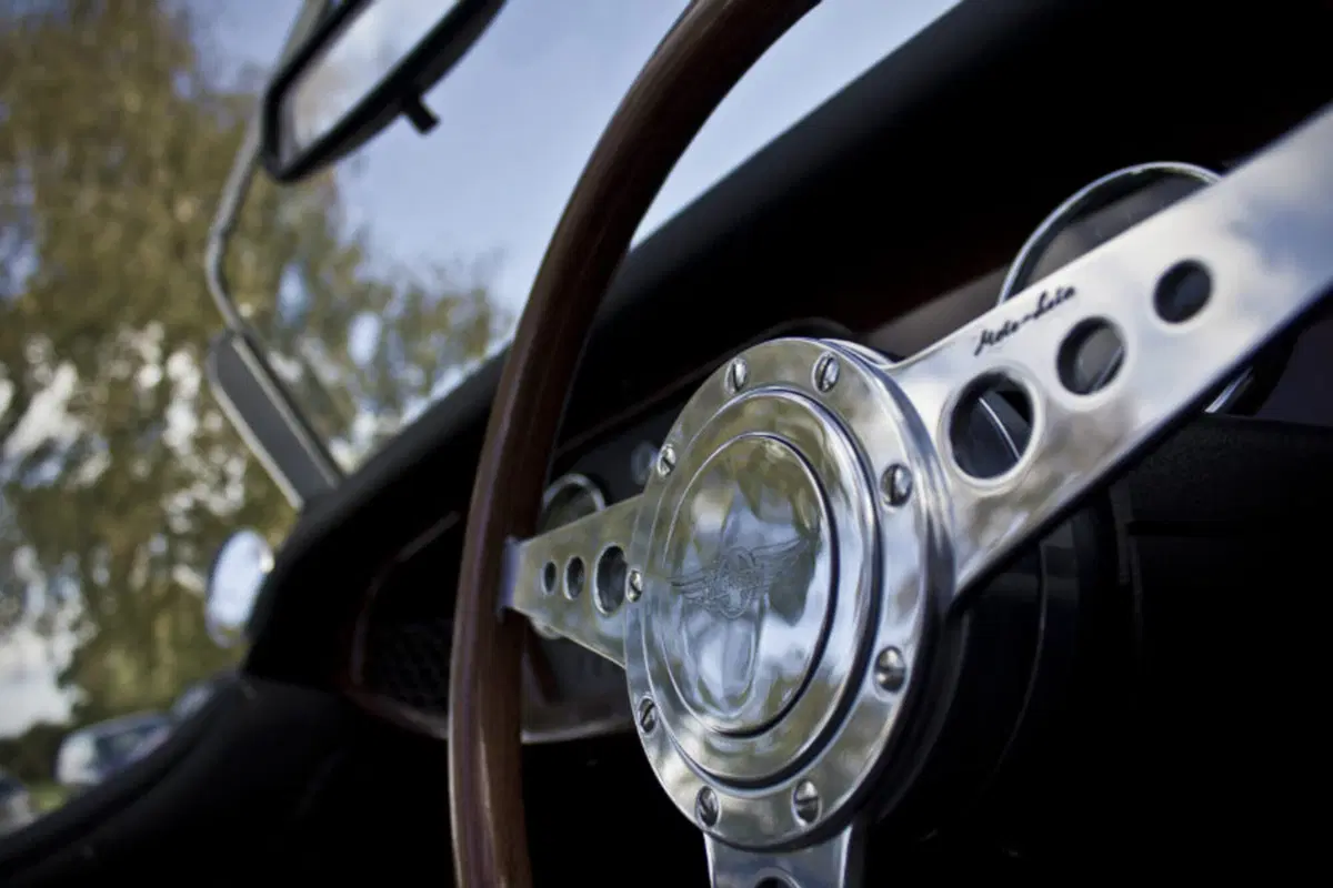 Morgan 4/4 75th Anniversary Edition (8)