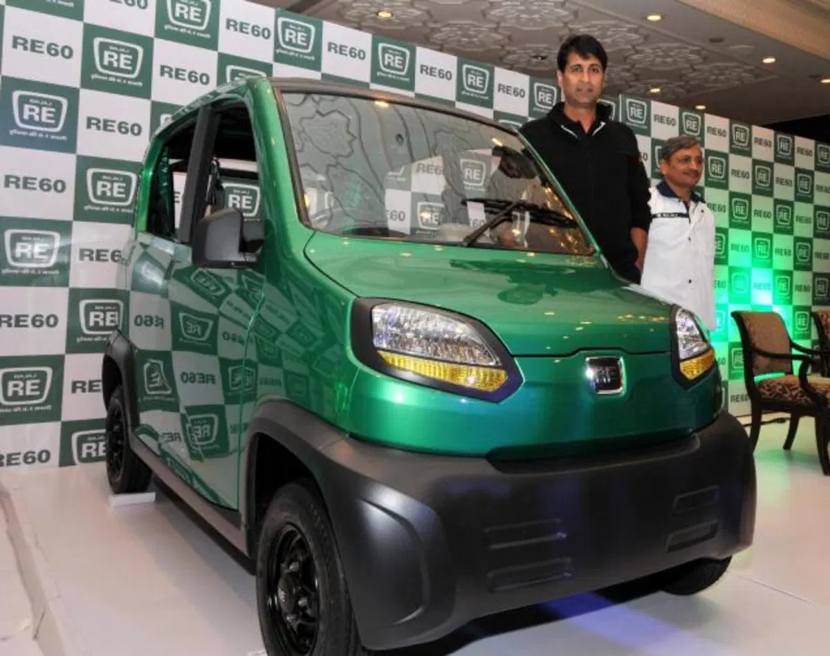 Bajaj RE60: nuova vettura low cost indiana (3)