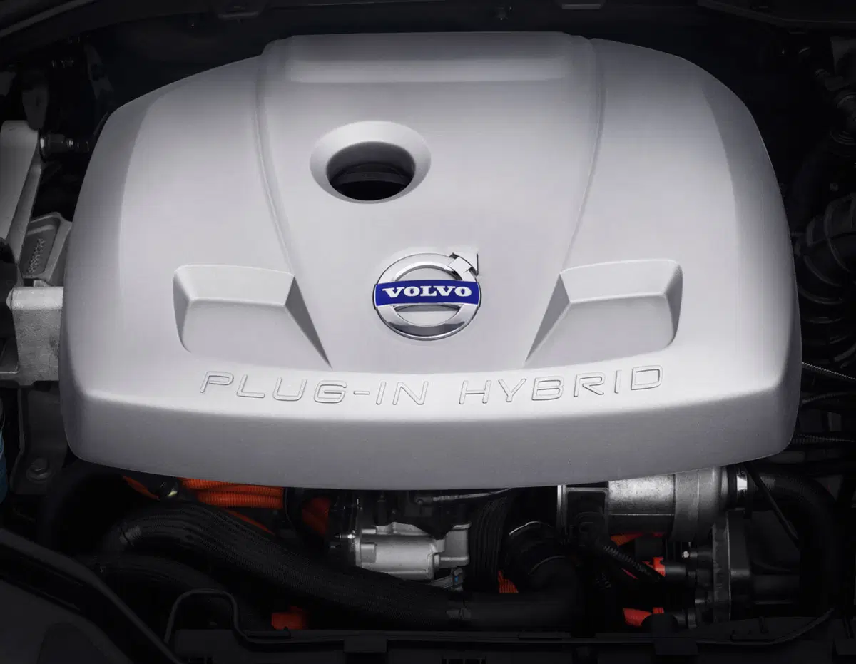 Volvo XC60 Plug-in Hybrid Concept (15)
