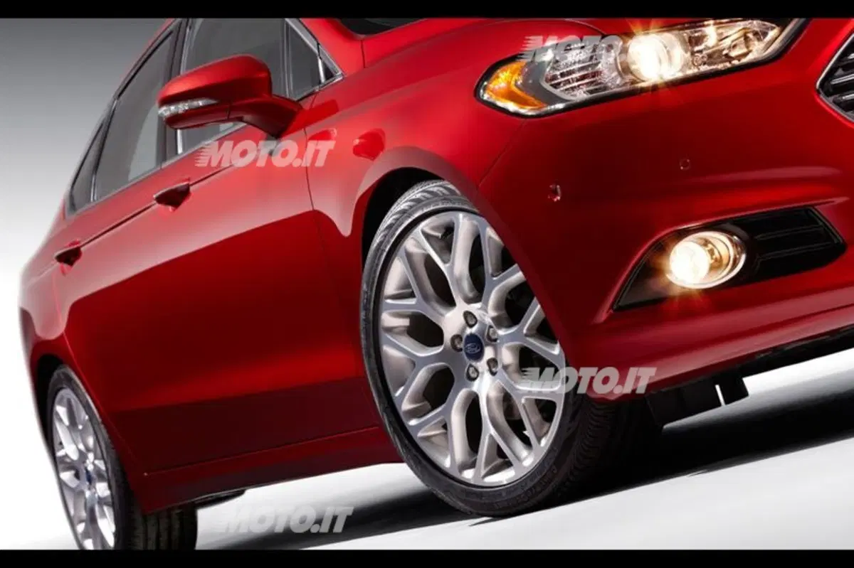 Ford Fusion: ecco la nuova Mondeo (23)