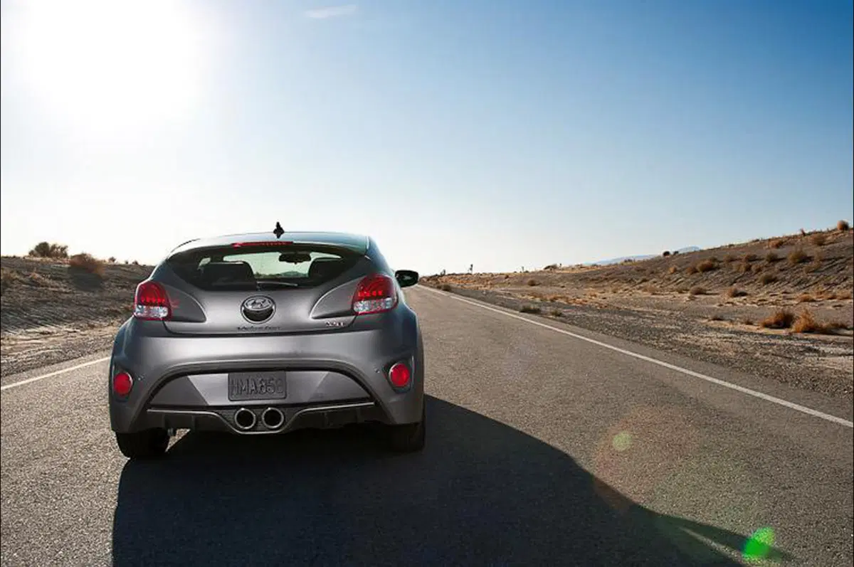 Hyundai Veloster Turbo (7)