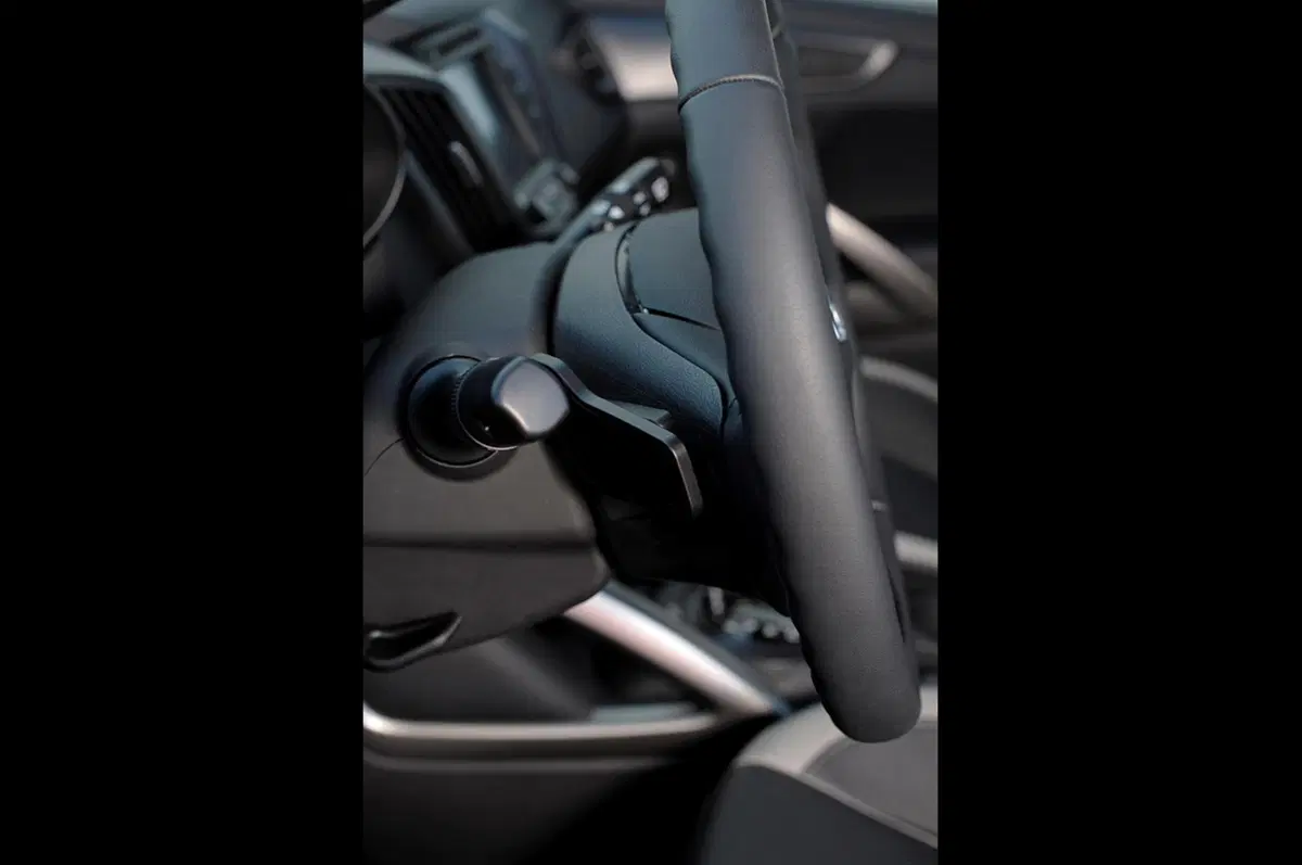 Hyundai Veloster Turbo (26)