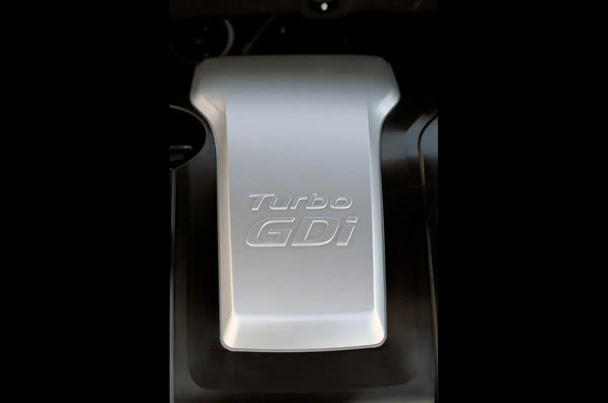 Hyundai Veloster Turbo (28)