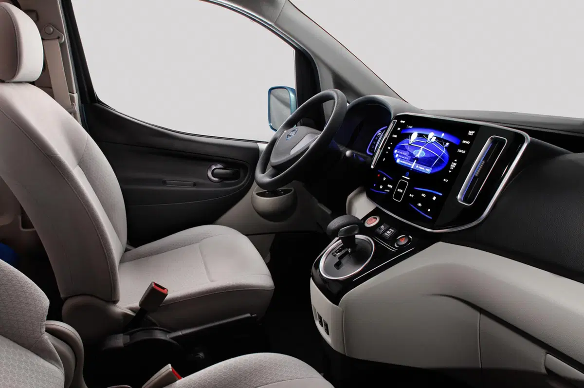 Nissan e-NV200 Concept: multi-spazio 100% elettrico (9)