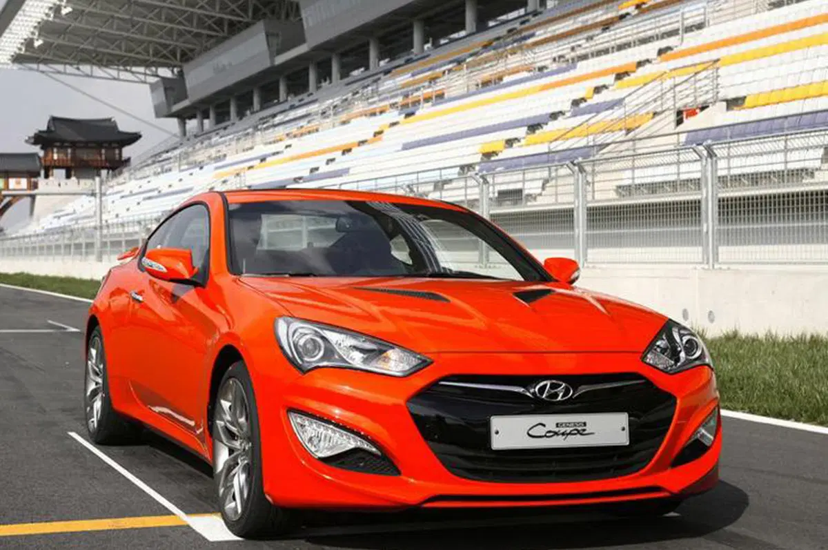 Hyundai Genesis Coupé: il restyling a Detroit (3)