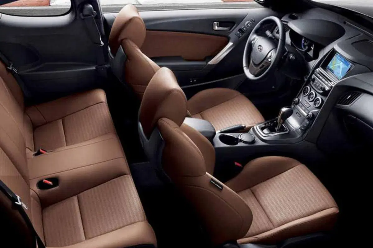 Hyundai Genesis Coupé: il restyling a Detroit (7)