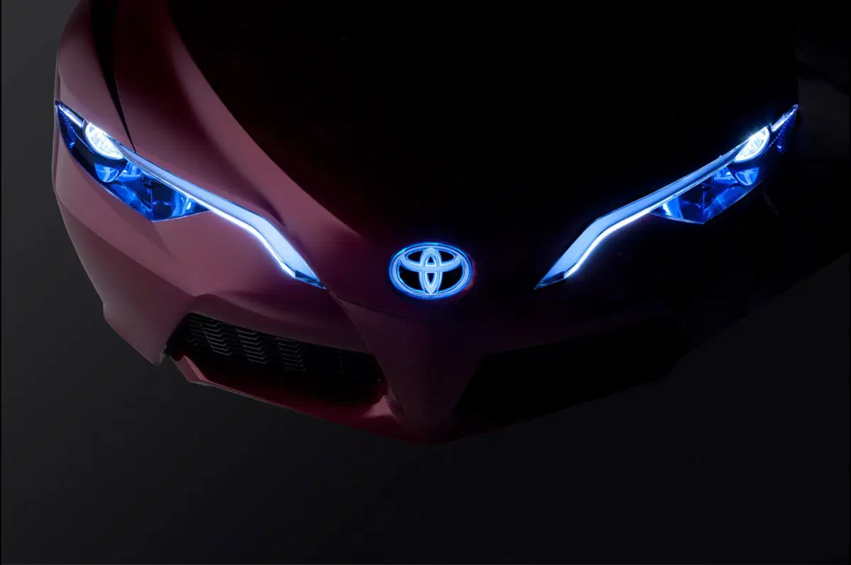 Toyota NS4 Advanced Plug-in Hybrid Concept (11)
