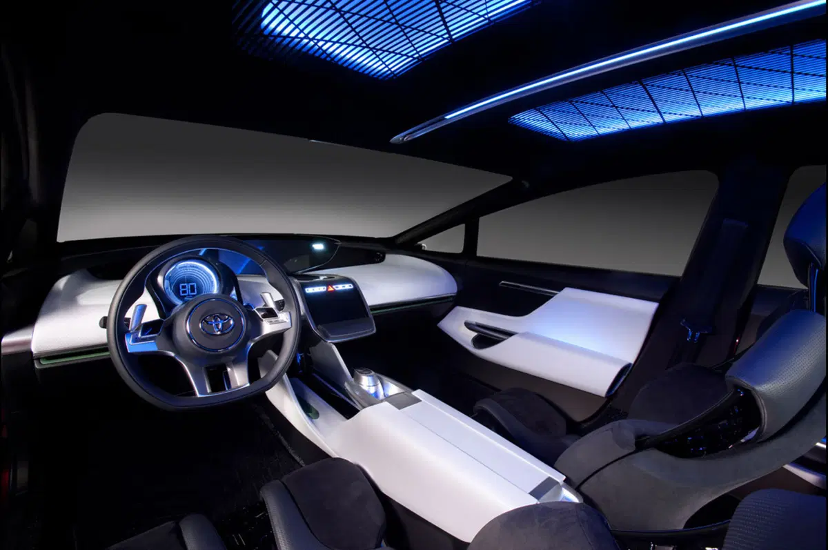 Toyota NS4 Advanced Plug-in Hybrid Concept (13)