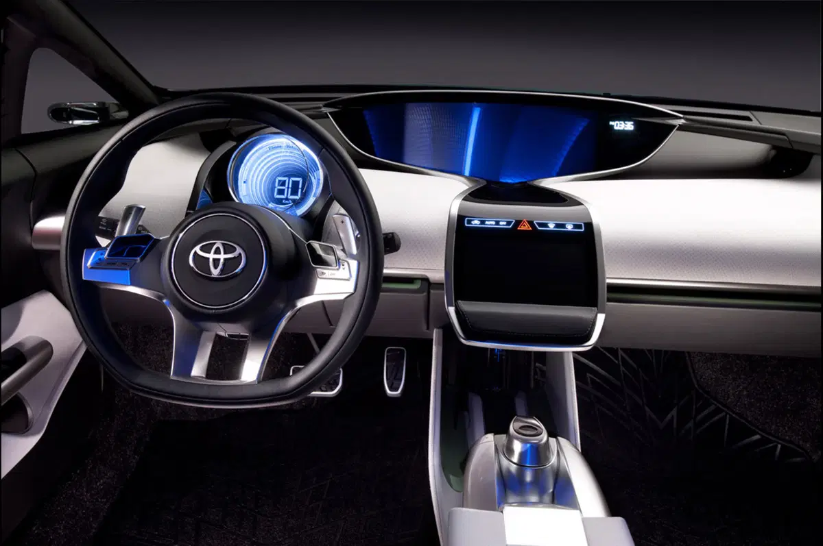 Toyota NS4 Advanced Plug-in Hybrid Concept (15)