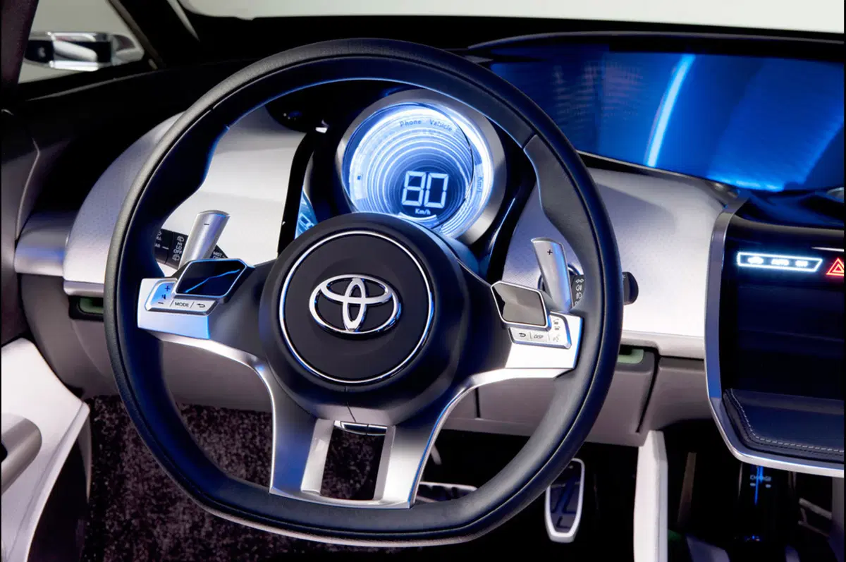 Toyota NS4 Advanced Plug-in Hybrid Concept (16)