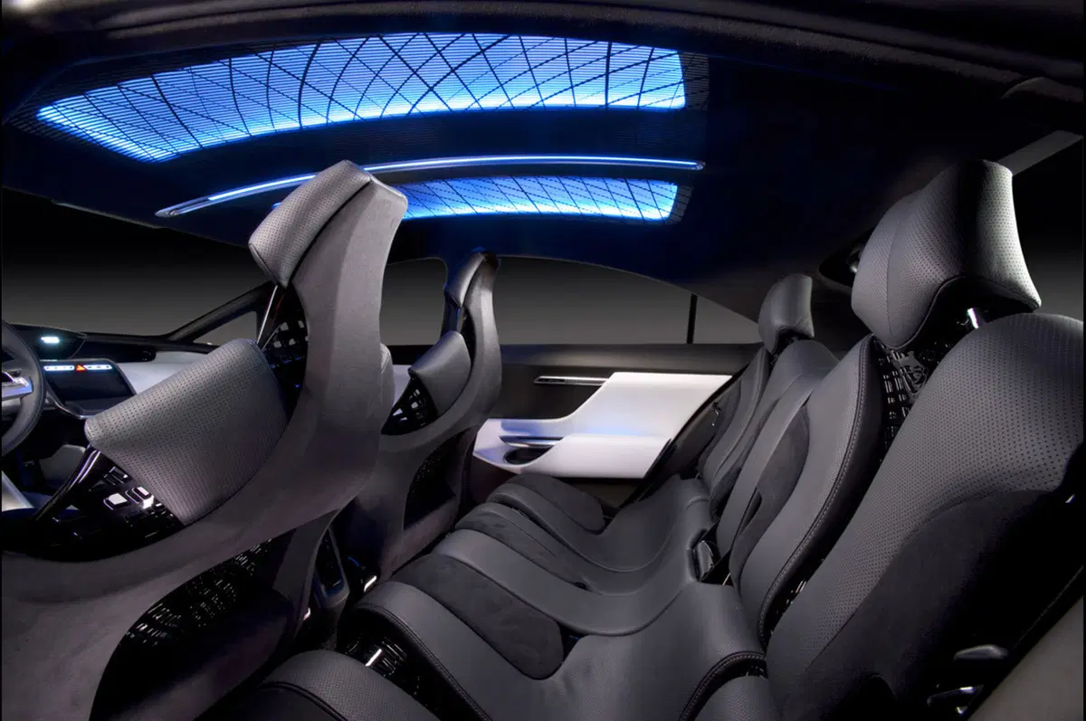 Toyota NS4 Advanced Plug-in Hybrid Concept (18)