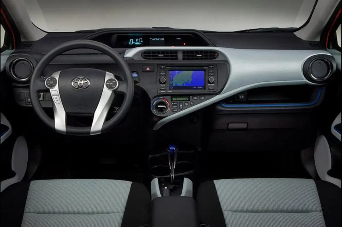 Toyota Prius C a Detroit (11)