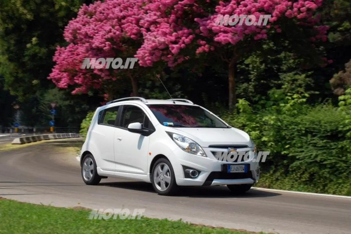 Chevrolet Spark 1.2 LT GPL Eco Logic (4)