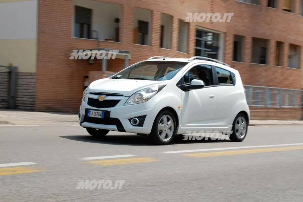 Chevrolet Spark 1.2 LT GPL Eco Logic (6)