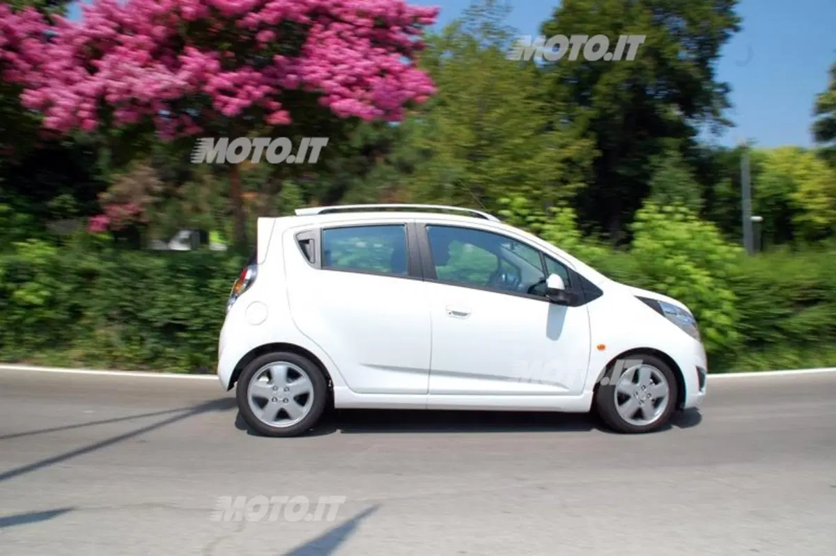 Chevrolet Spark 1.2 LT GPL Eco Logic (7)