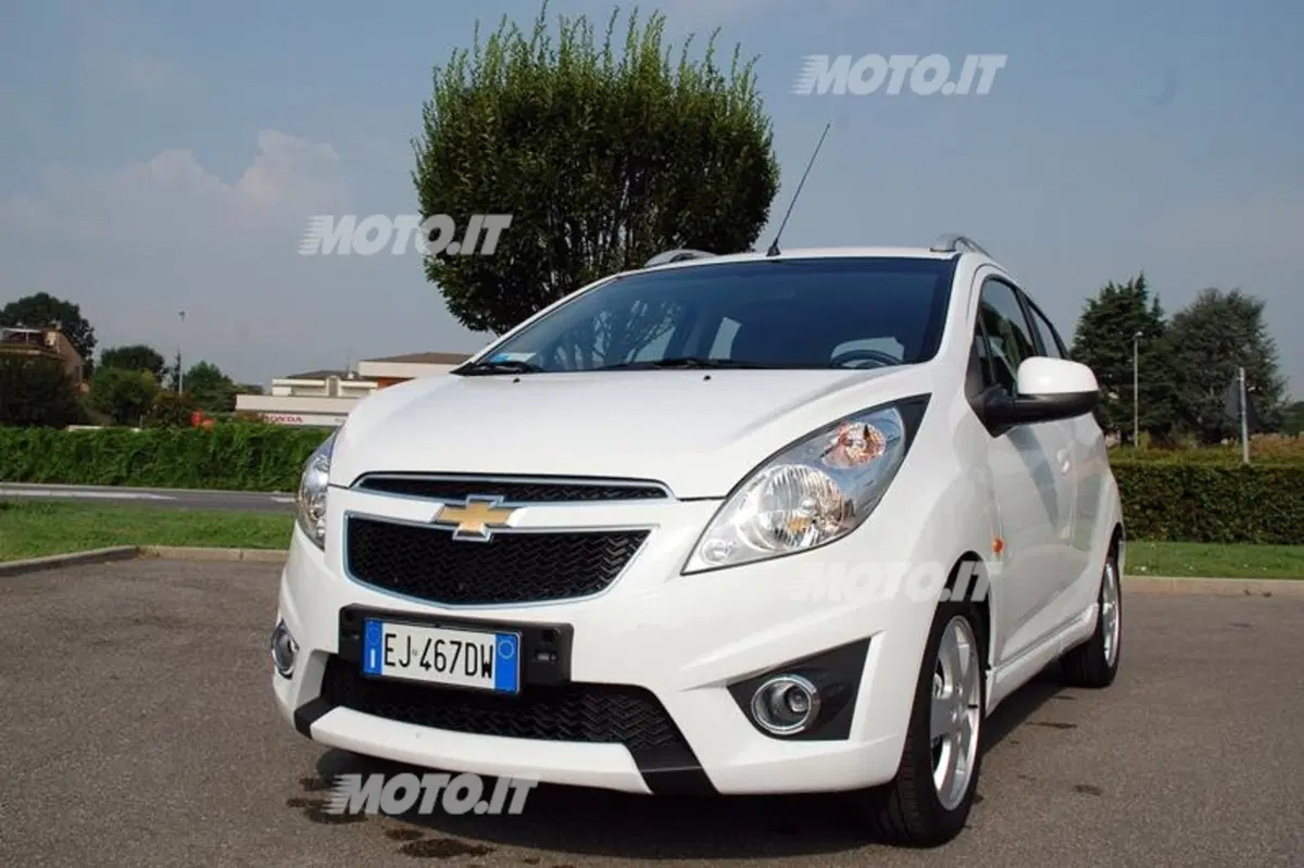 Chevrolet Spark 1.2 LT GPL Eco Logic (12)