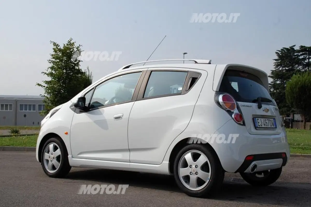 Chevrolet Spark 1.2 LT GPL Eco Logic (13)