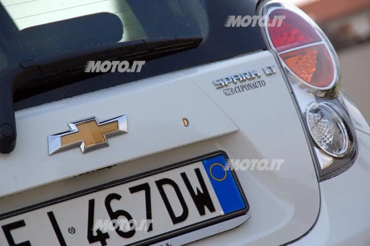 Chevrolet Spark 1.2 LT GPL Eco Logic (16)