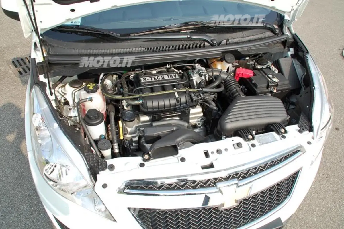 Chevrolet Spark 1.2 LT GPL Eco Logic (44)