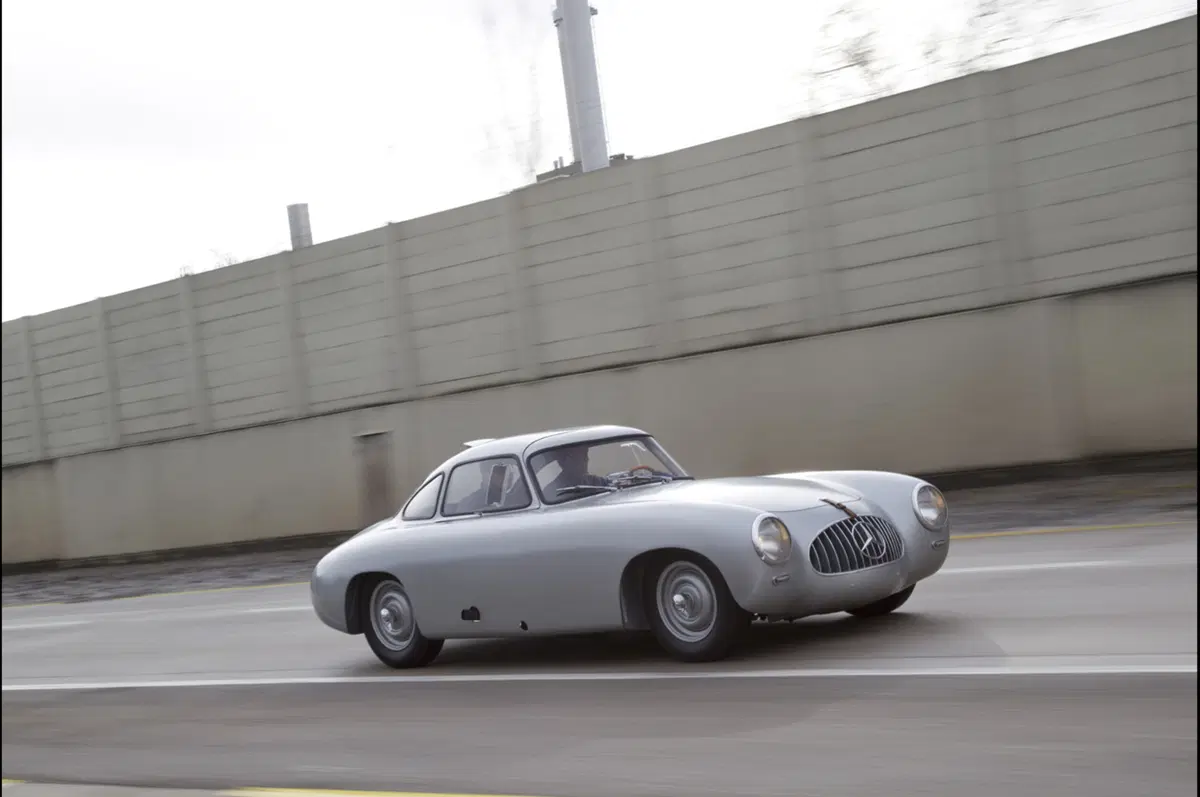 Mercedes-Benz: a Detroit la 300 SL del 1952 (2)
