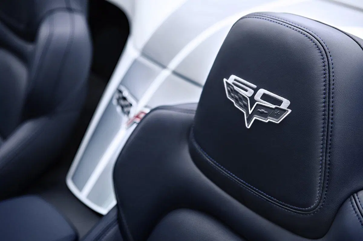 Corvette 427 Convertible Collector Edition (6)